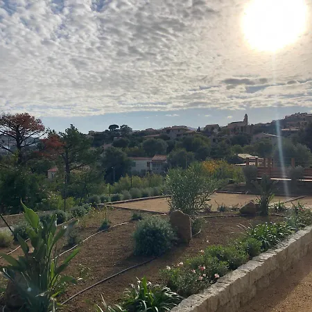 Aparthotel U Manellu 4*